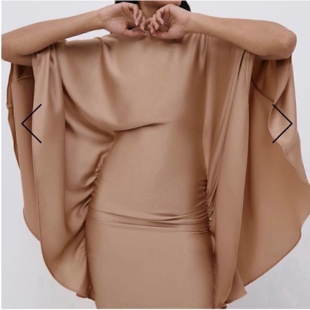 Johnathan Simkhai Kadence Batwing Sleeve Mini
Dress nwt-H10 - Picture 6 of 11